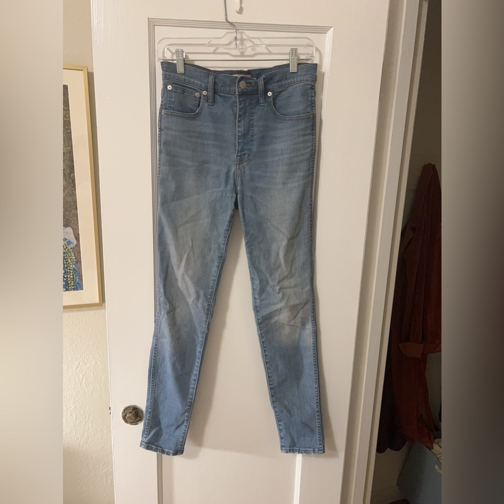 Light Wash Madewell Skinny Jean